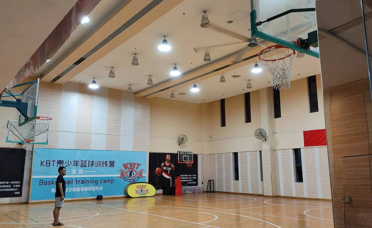 如何通过反馈分析提升篮球战术意识_0