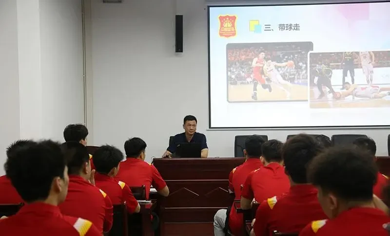 篮球训练直播_0